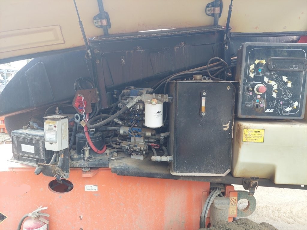 Sold - Telescopic Boom Lift - View 2